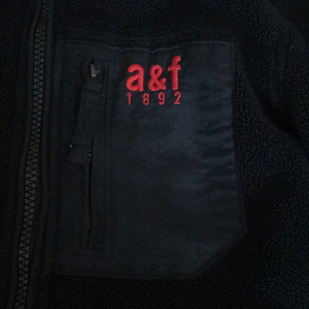 Boys Abercrombie and Fitch fleece jacket - Picture 2 of 2